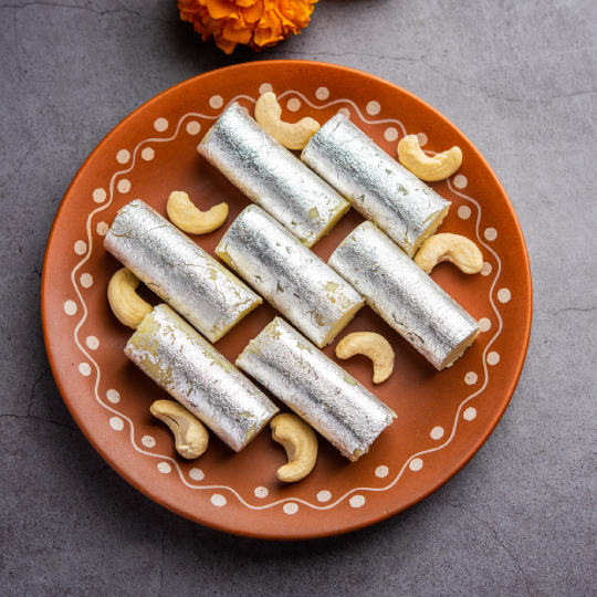 Kaju Roll